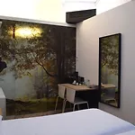 Ξενοδοχείο Zerupe 2*