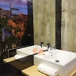 Hotel Zerupe 2*