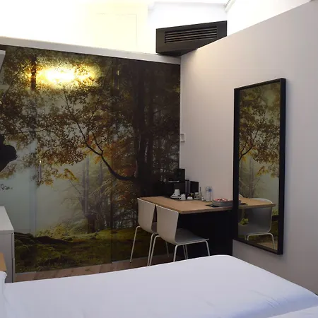 Hotel Zerupe 2*