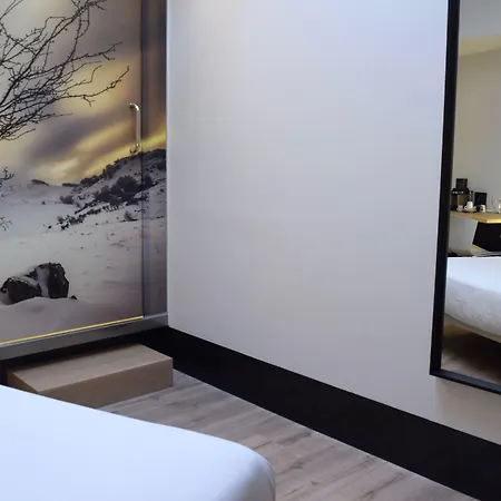 Hotel Zerupe 2*