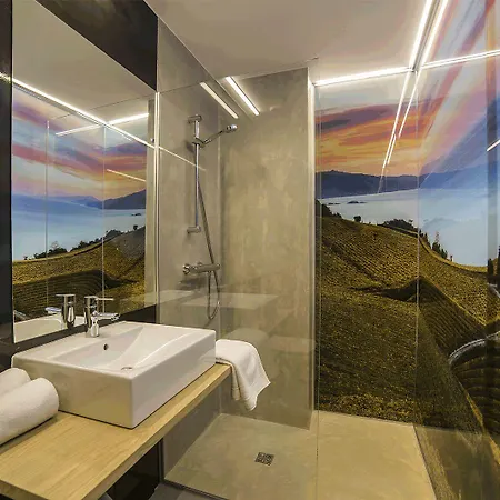 Hotel Zerupe 2*
