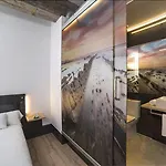 Hotel Zerupe 2*